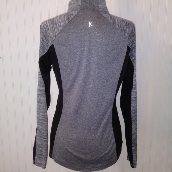 Danskin 3/4 zip pullover - Picture 3 of 4